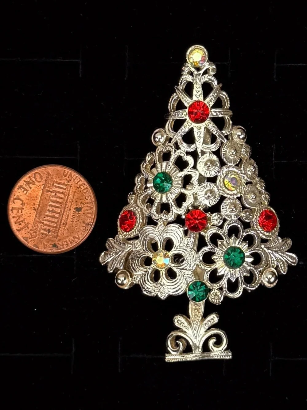 Vintage Aged Silvertone Filigree Christmas Tree Brooch Red & Green Accents